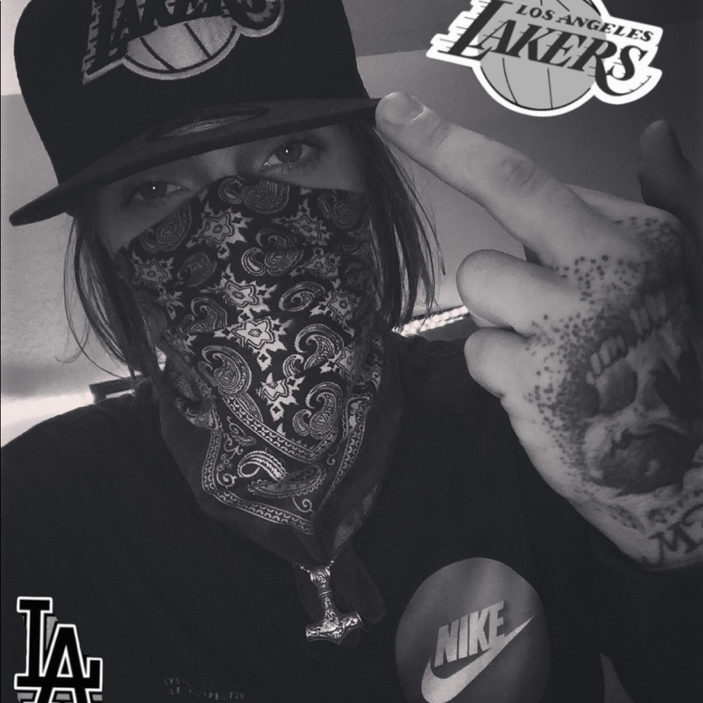 Meet your Posher, Blake